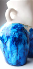 Load image into Gallery viewer, The Blues Booty Vase
