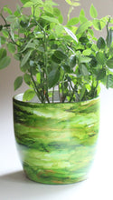 Load image into Gallery viewer, Green Midi Plant Pot
